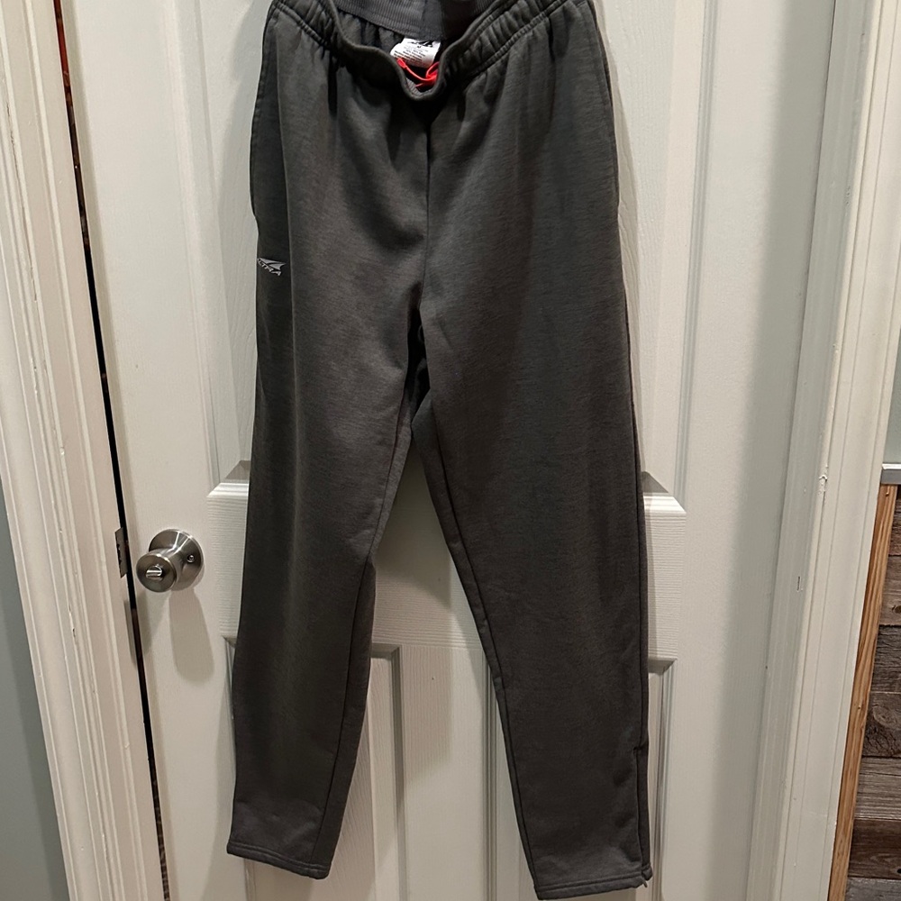 Altra women’s joggers
